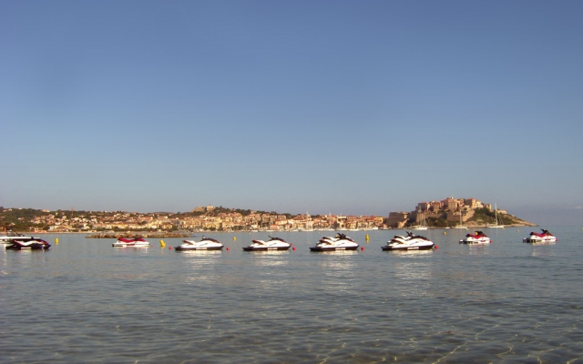  Corsica Jet Loisirs propone noleggio di Jet Ski in Alta Corsica 